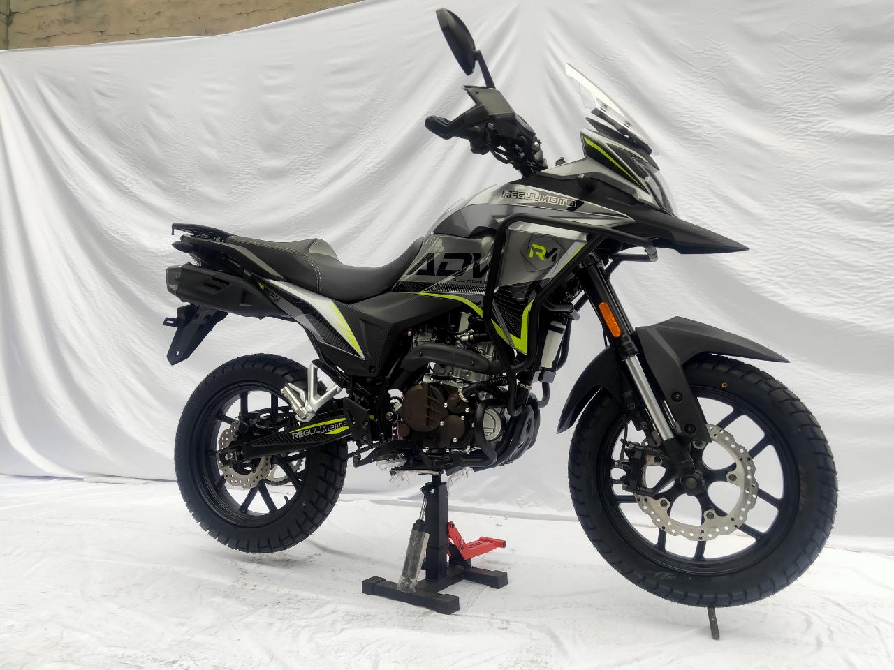 Мотоцикл Regulmoto ADV 300 NB Серый-черный